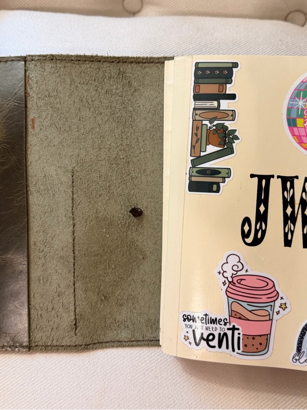 Custom Made - Brown Leather Notebook A5 Cover Only with Elastic Closure - Picture 8 of 10
